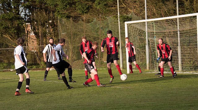 紧密配合 紧密配合